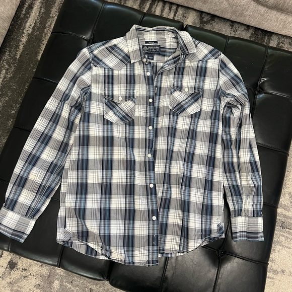 Men’s American Rag button down. - Picture 3 of 4
